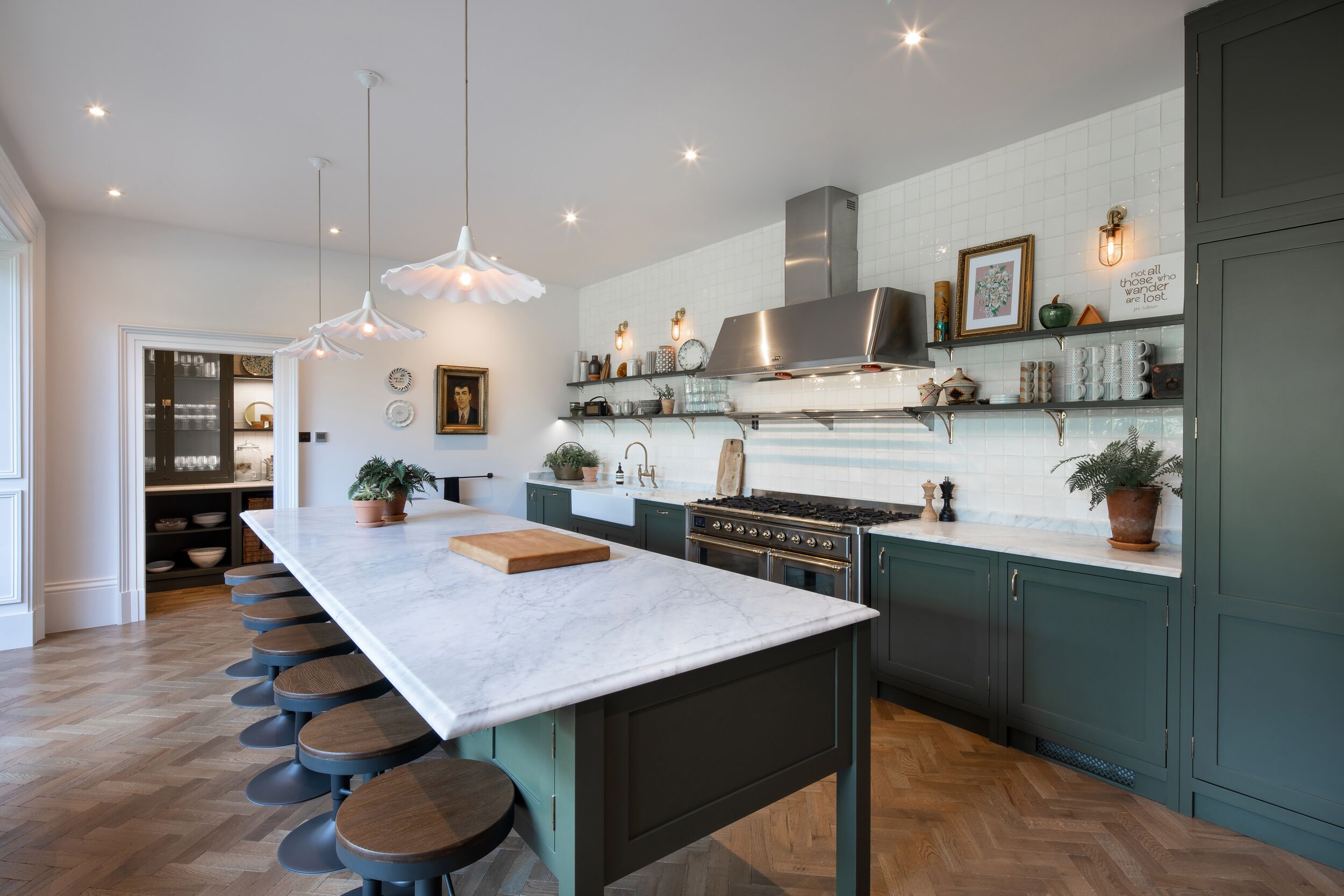 Dishwasher, cookware/dishes/utensils