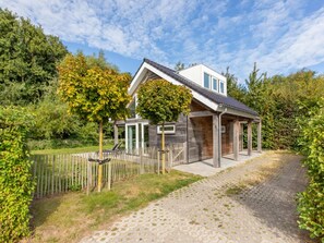 House | Exterior - Modern Holiday Home Near Beach (Renesse)