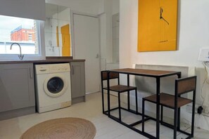 Interior -  Central London | Near Elephant Pk & London Bridge (London)