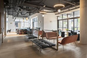 Interior - LUX | 3bed / 2bath. Sleeps 7/8 in Kings Cross (London)