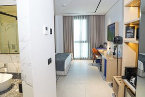 Superior Double Room, City View
