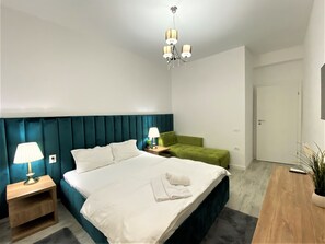 1 bedroom, iron/ironing board, WiFi, bed sheets - Resort Apartament 319 BN (Mamaia-Sat)