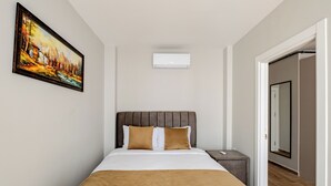1 slaapkamer, een strijkplank/strijkijzer, gratis wifi, beddengoed