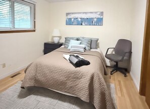 1 bedroom - Cozy private room in St. Catharines near Brock and 4th Ave (St. Catharines)