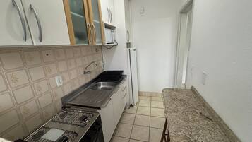 Basic Apartment | Private kitchen