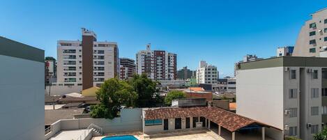 Eenvoudig appartement | Zwembad | Een buitenzwembad