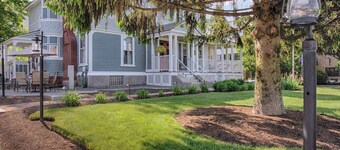 Ash Street Inn 205 Su