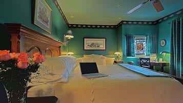 1 bedroom, desk, iron/ironing board, WiFi