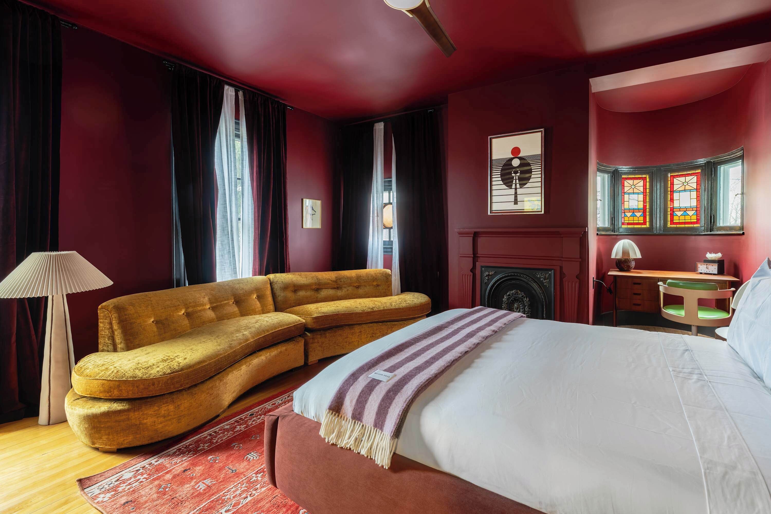 1 bedroom, desk, iron/ironing board, WiFi