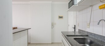 Apts in a Building 800 m fr/ the Catholic Uni. of Brasilia - Crjs