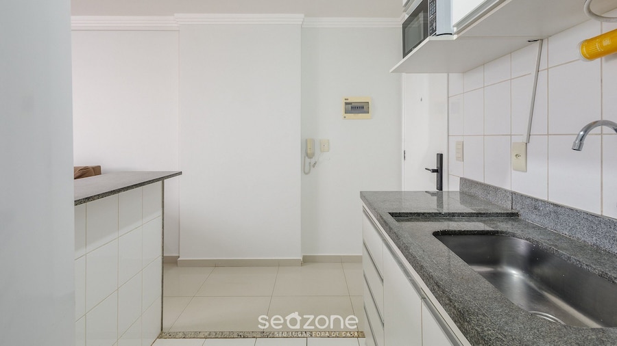 Apts in a Building 800 m fr/ the Catholic Uni. of Brasilia - Crjs