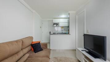 Basic Apartment | Living area