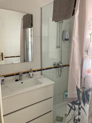 Ferienhaus | Badezimmer