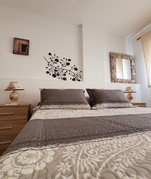 Travel cot, free WiFi - cozy vacation apartment in Vera (Almeria)