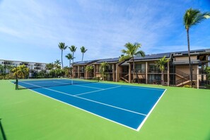 Sport court - Great Location AC & Wifi Concierge Included! (Kailua-Kona)