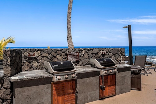 Great Location AC & Wifi Concierge Included!