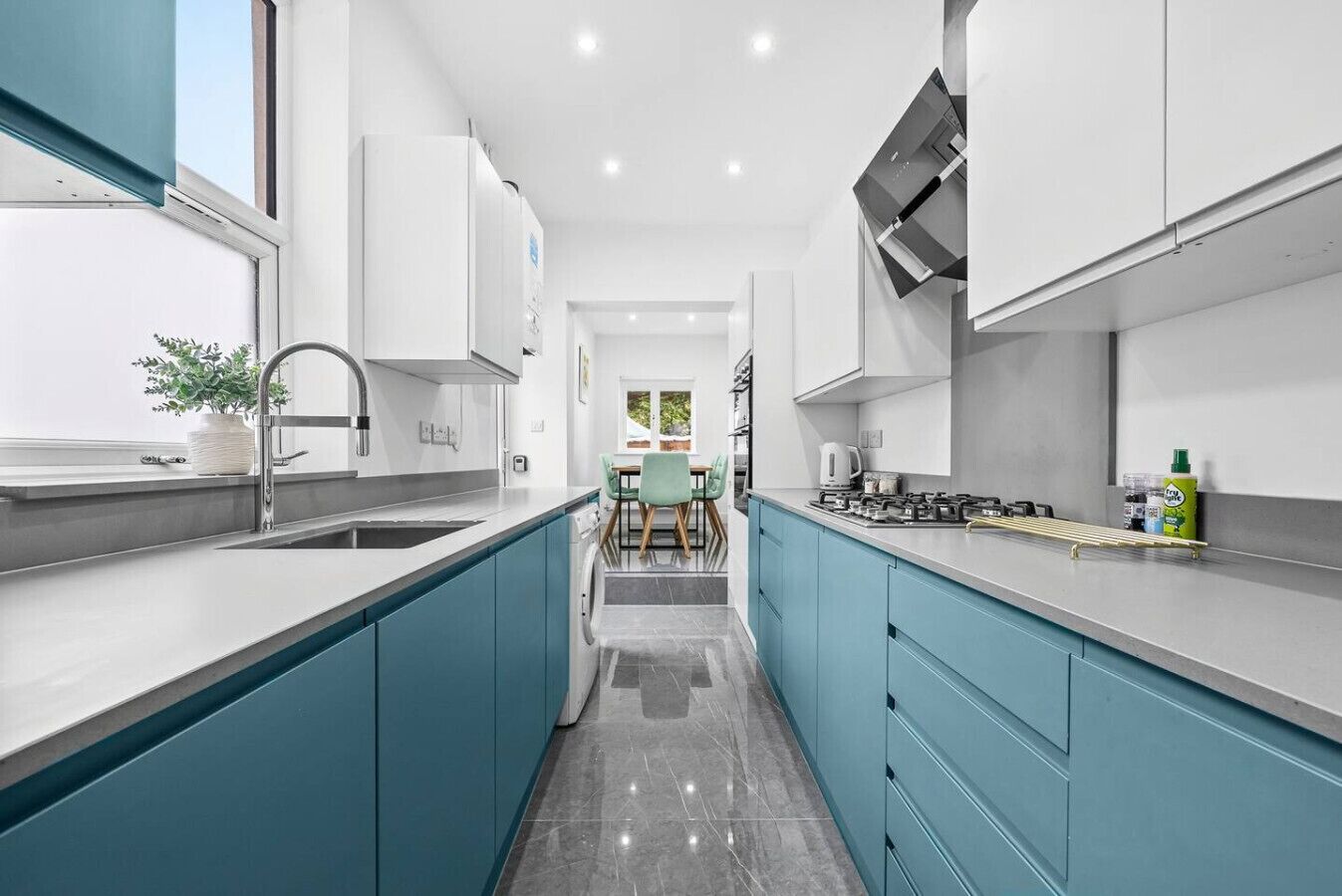 Fridge, oven, toaster, cookware/dishes/utensils