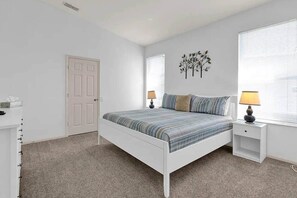 4 Schlafzimmer, Bügeleisen/Bügelbrett, WLAN, Bettwäsche
