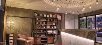 克里斯塔爾飯店