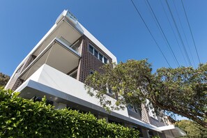 Apartment | View from property - Cosy 1-bedroom Apartment Close to the City (Sydney)