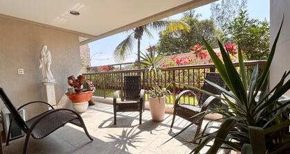 5 minutes from Macumba Beach | ZV101