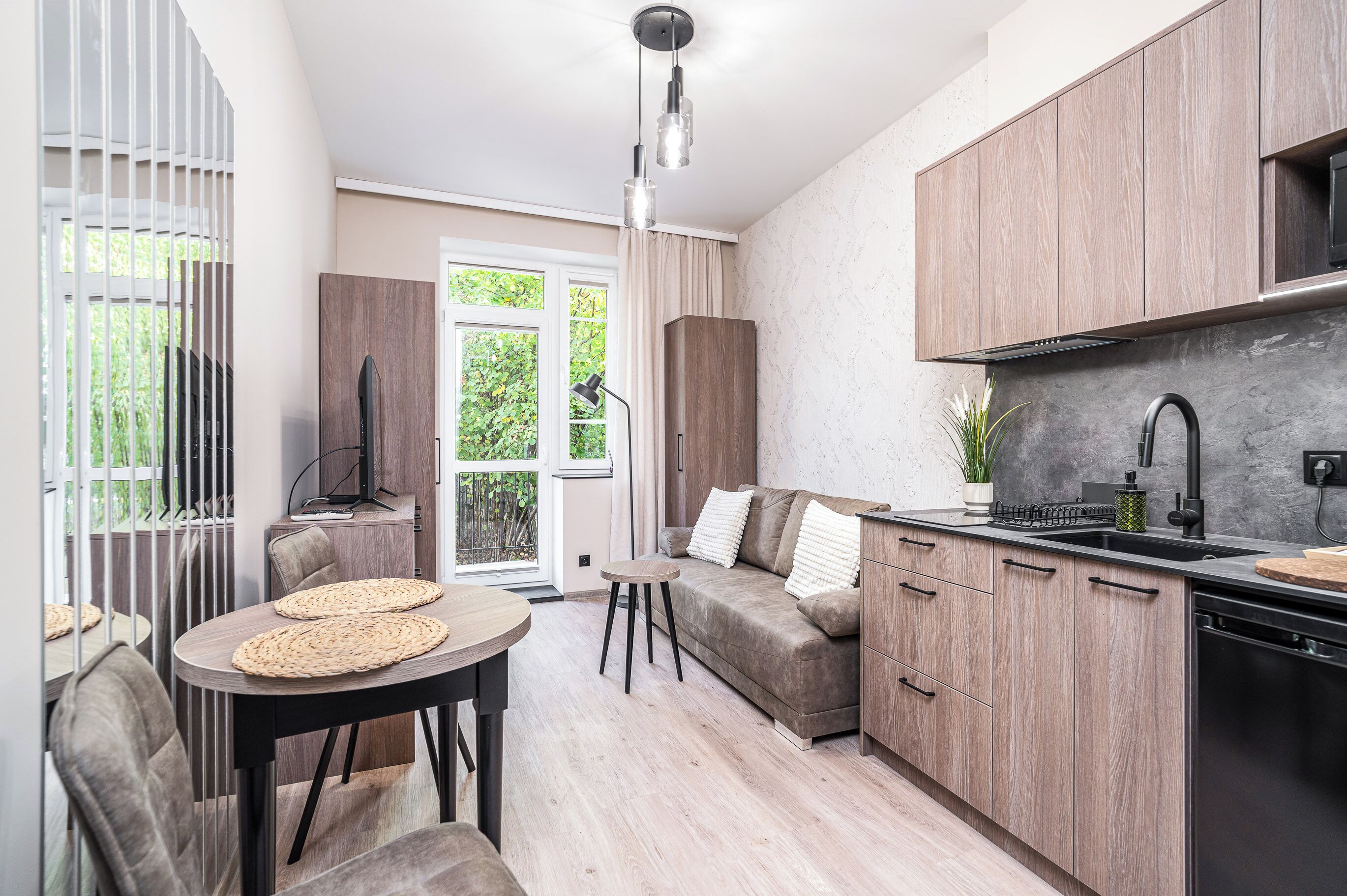 Junior Studio | Hypo-allergenic bedding, iron/ironing board, free WiFi