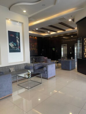 Pintu masuk hartanah