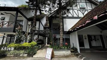 Fachada de la propiedad