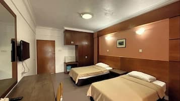 Double or Twin Room | Blackout curtains, iron/ironing board