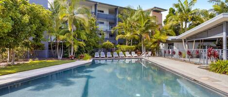 Apartment | Pool | Outdoor pool