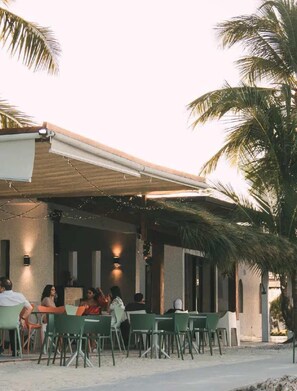 Outdoor dining - Wonderful 3BR Villa by Vistacana (Punta Cana)