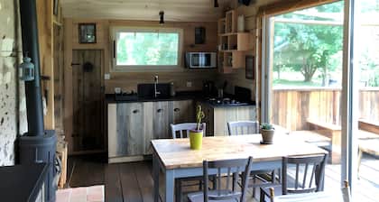 Cabin by the Pond - Brissac
