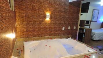 Kamar Deluks | Wi-Fi gratis