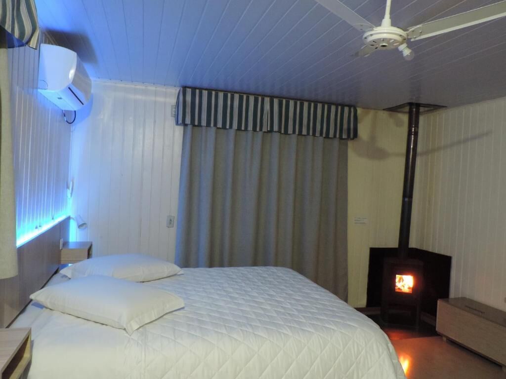 Quarto casal básico, vista para a cidade | Wi-Fi de cortesia