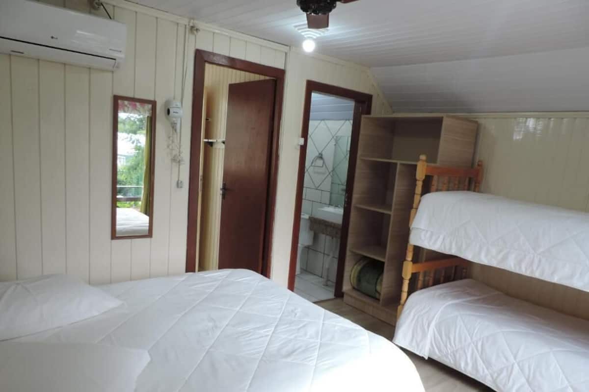 Basic Quadruple Room, Courtyard View | WiFi (free)