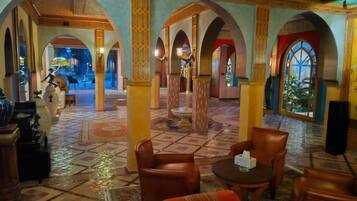 House, Multiple Bedrooms, Smoking, Private Pool | Lobby