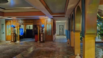 House, Multiple Bedrooms, Smoking, Private Pool | Interior