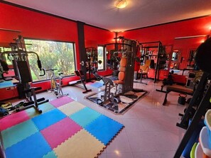 House, Multiple Bedrooms, Smoking, Private Pool | Fitness studio