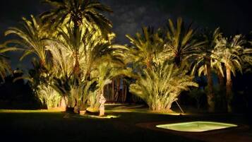 House, Multiple Bedrooms, Smoking, Private Pool | Taman