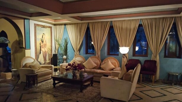 Ảnh chưa phân loại, 1 trong số 33 ảnh, nút