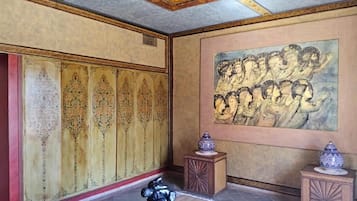 House, Multiple Bedrooms, Smoking, Private Pool | Interior