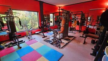 House, Multiple Bedrooms, Smoking, Private Pool | Fitness facility