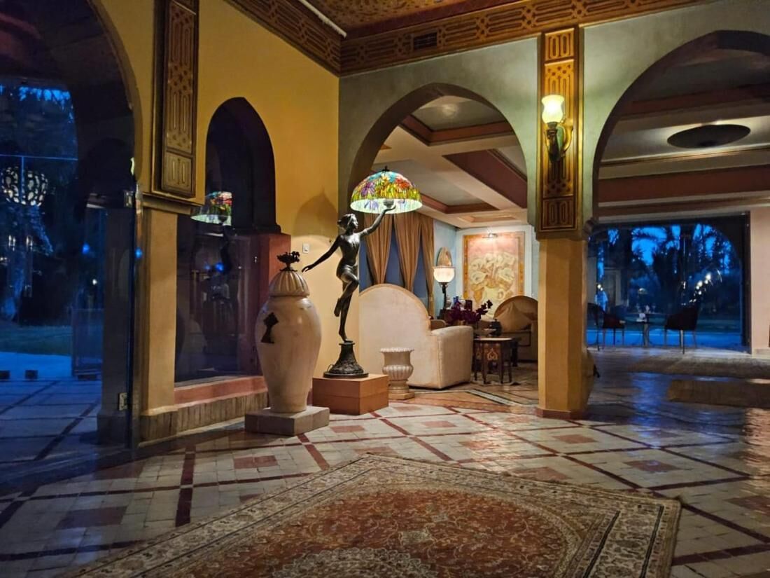 Casa, camere multiple, fumatori, piscina privata | Interni