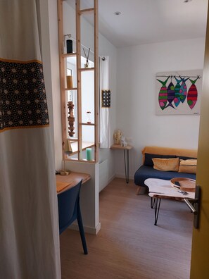 Living area - TY PEN AR PONT Garden level (Saint-Pol-de-Léon)