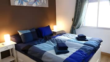 3 makuuhuonetta, silitysrauta/-lauta, Wi-Fi, vuodevaatteet