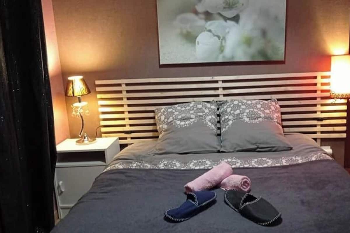 Klassieke tweepersoonskamer, uitzicht op tuin | Gratis wifi