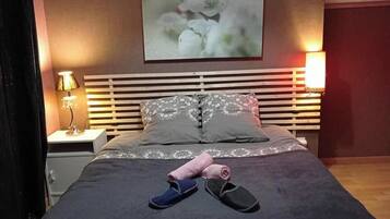 Classic Double Room, Garden View | Free WiFi