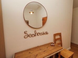 Interior - Hideaway Cottage No 1 (Seahouses)