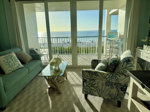 Cozy 1-bedroom condo direct beachfront -Marco Island South Beach- nightly sunset