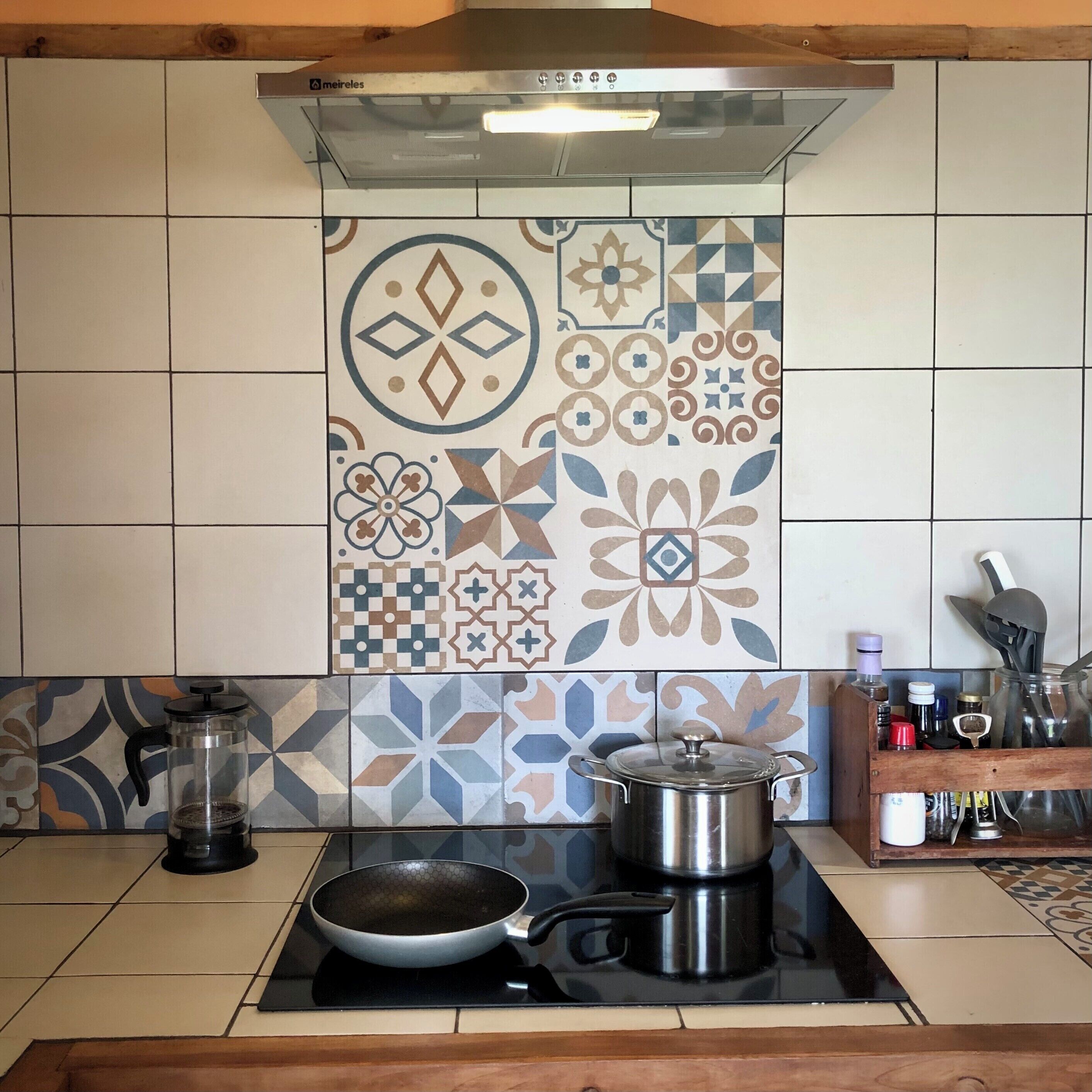 Micro-ondes, plaque de cuisson